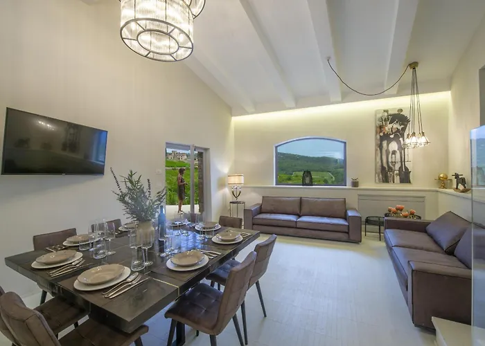 My Exclusive Italy - Chianti With Pool Near The Vineyard Villa